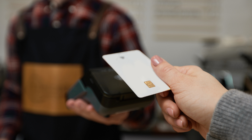 https://32.veritasbanking.com/Comment fonctionne une carte de paiement sans contact ?