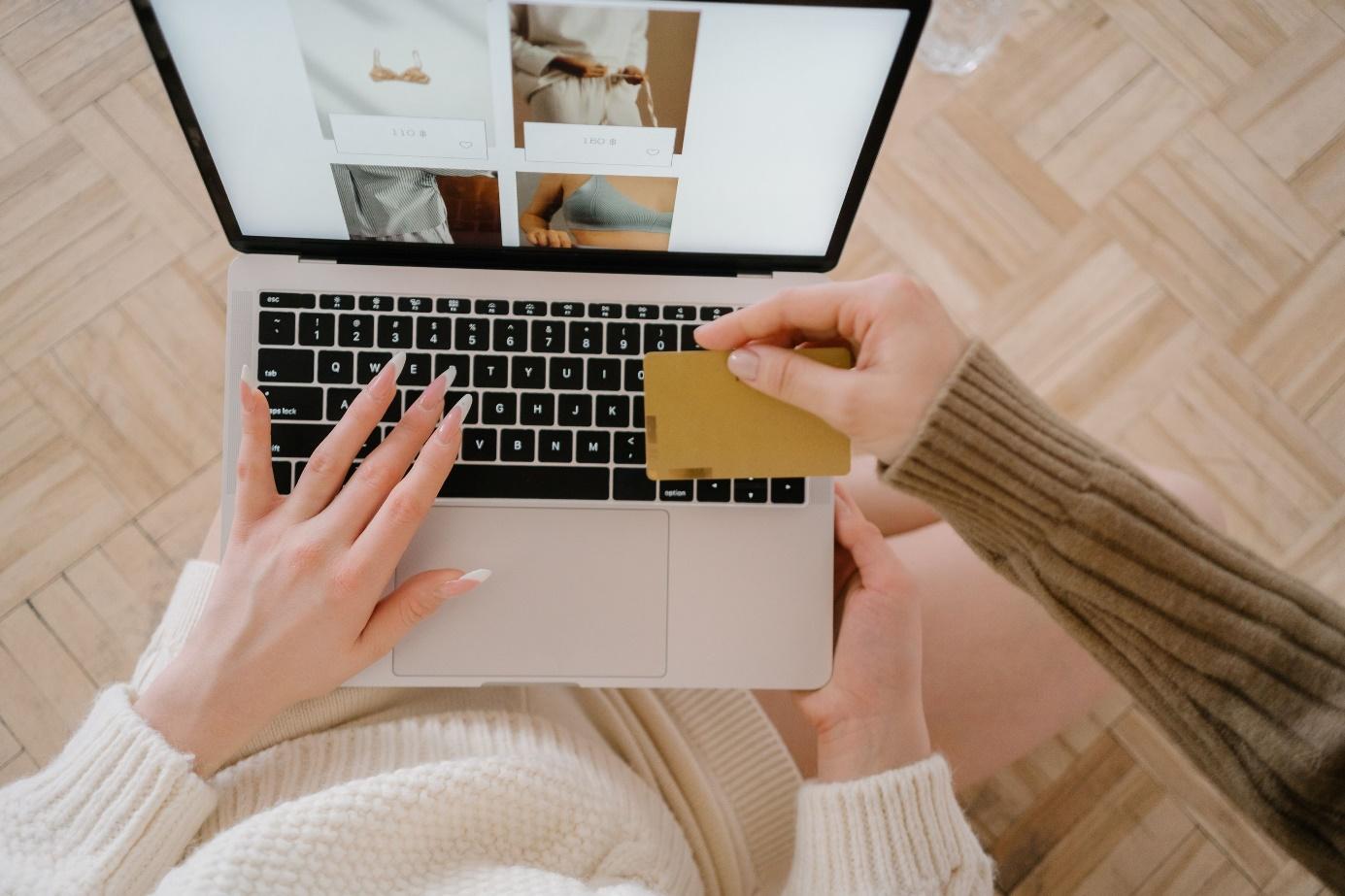 https://32.veritasbanking.com/Découvrez comment la carte prépayée et sécurité des achats en ligne révolutionnent vos transactions