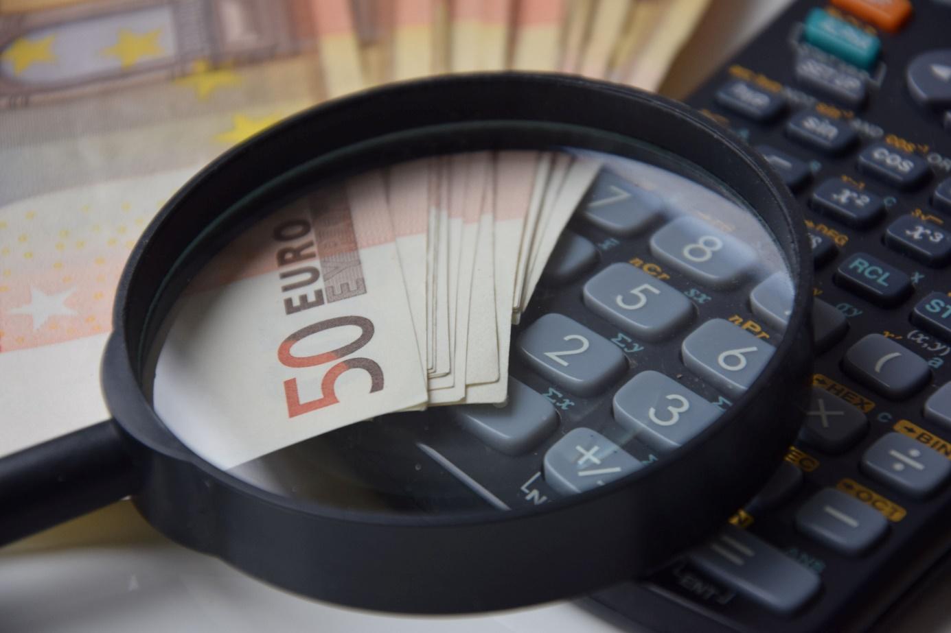 https://32.veritasbanking.com/Optimisez vos finances : comment éviter les frais bancaires grâce à une carte prépayée