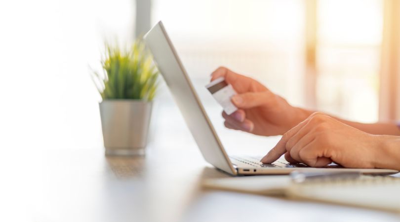 https://32.veritasbanking.com/Puis-je me servir de ma carte prépayée sur internet ?